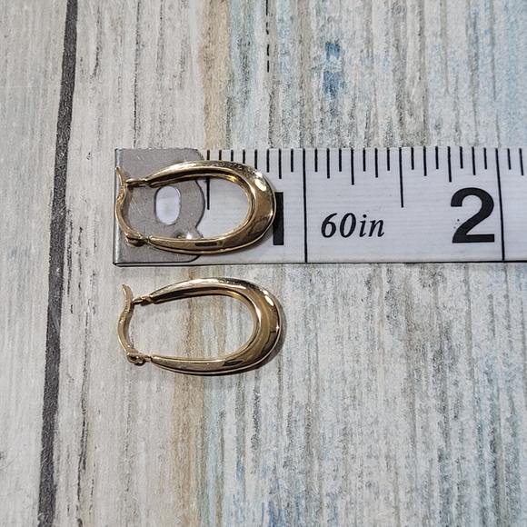 Ma 14k Oval little Hoop Earrings. - Picture 7 of 12